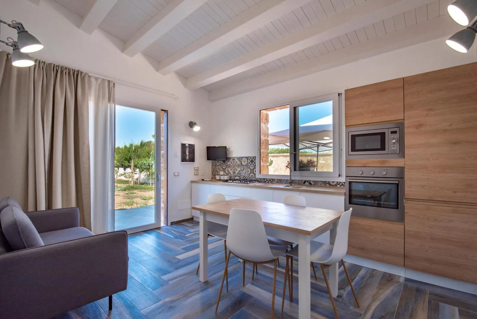 Villa Del Papiro Charme Apartments Avola 0*,  Italy