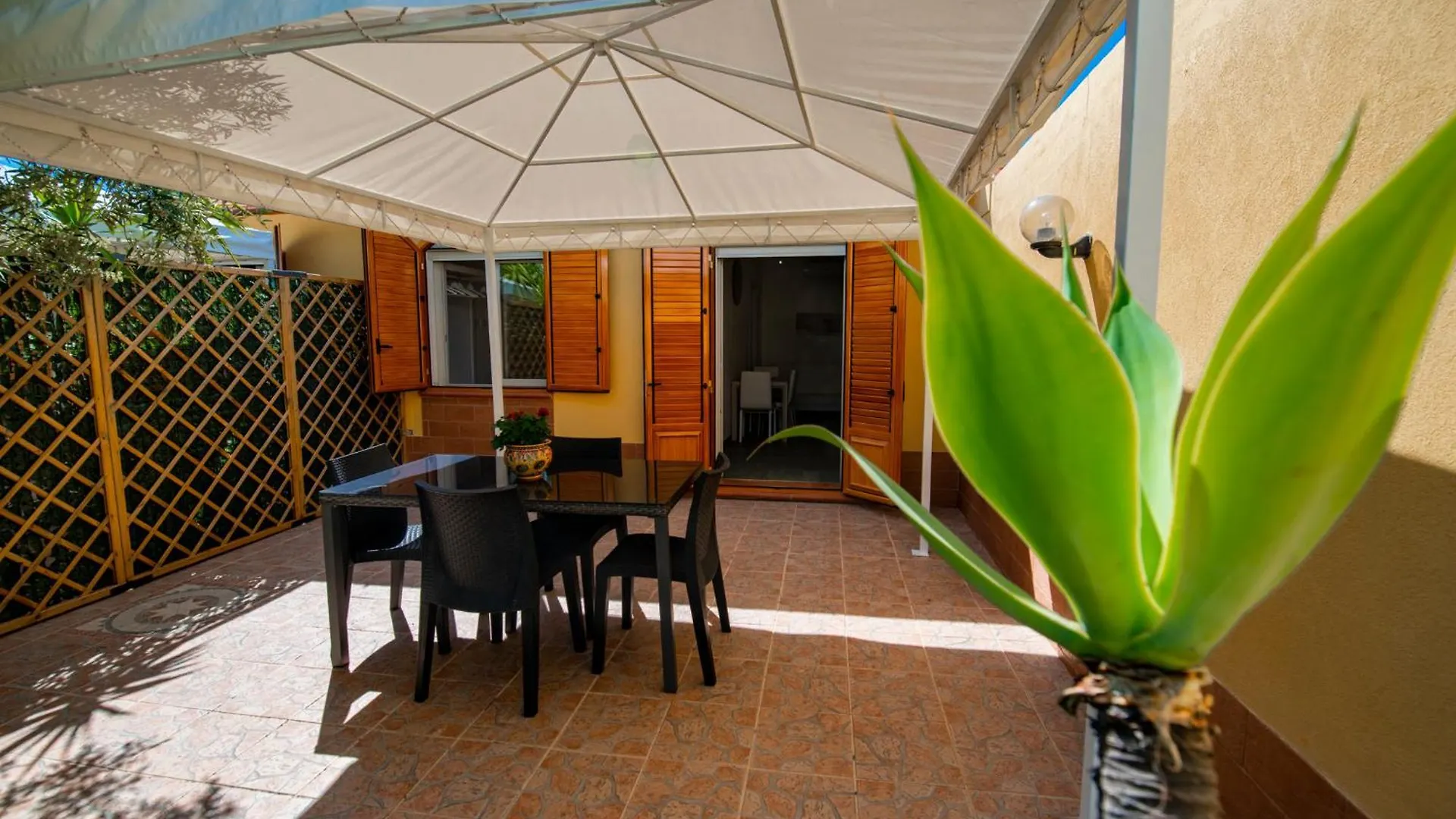Villa Del Papiro Charme Apartments Avola